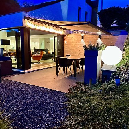 Sakura Lodging Bossut-Gottechain Bagian luar foto