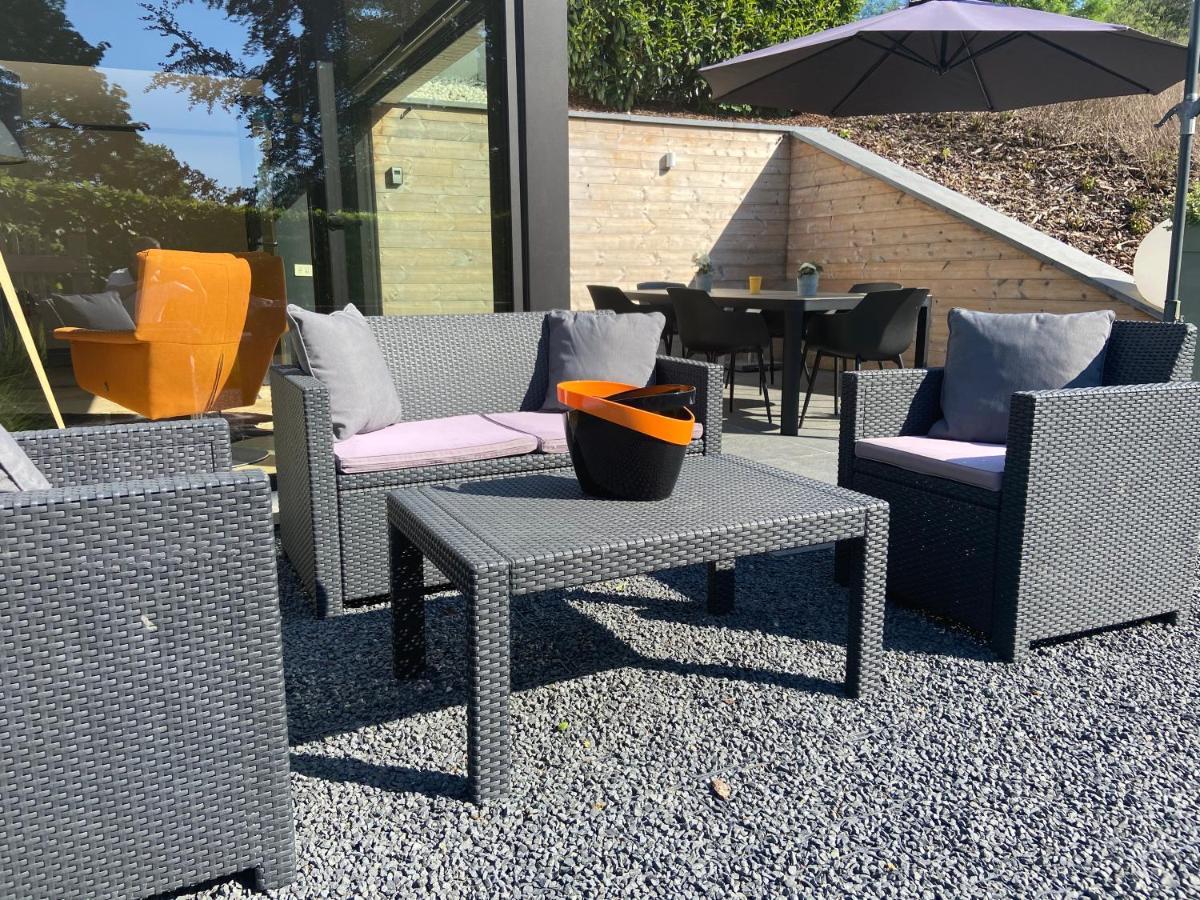 Sakura Lodging Bossut-Gottechain Bagian luar foto