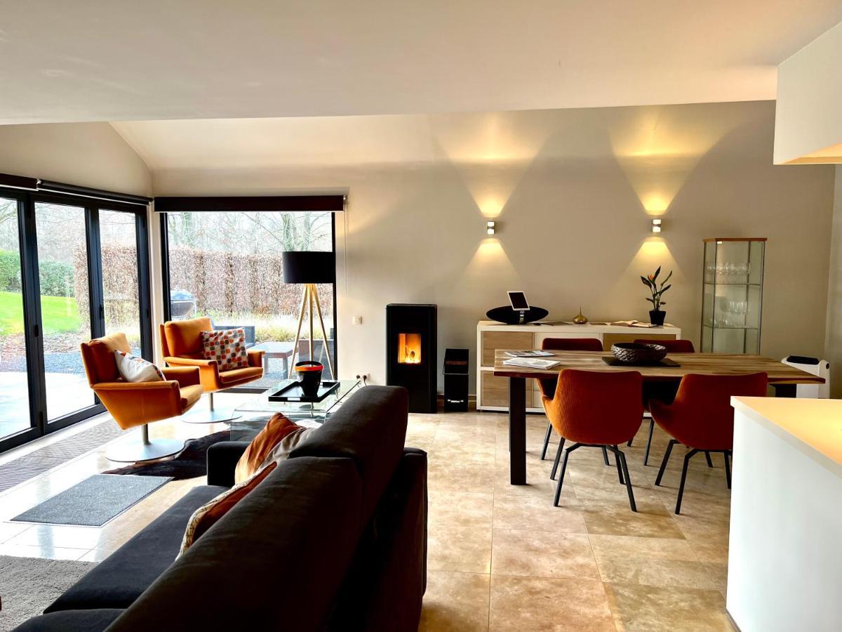 Sakura Lodging Bossut-Gottechain Bagian luar foto