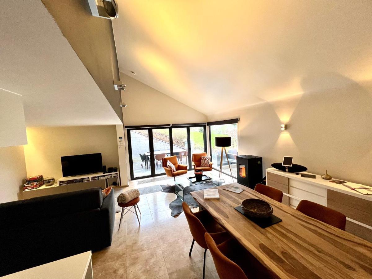 Sakura Lodging Bossut-Gottechain Bagian luar foto