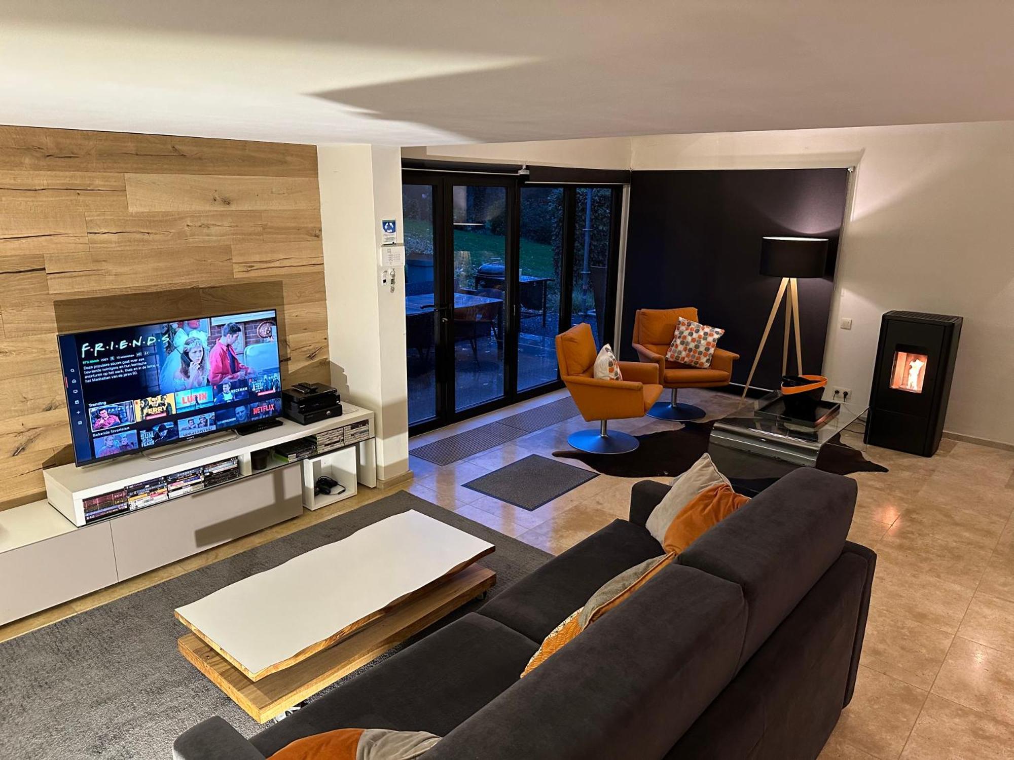 Sakura Lodging Bossut-Gottechain Bagian luar foto